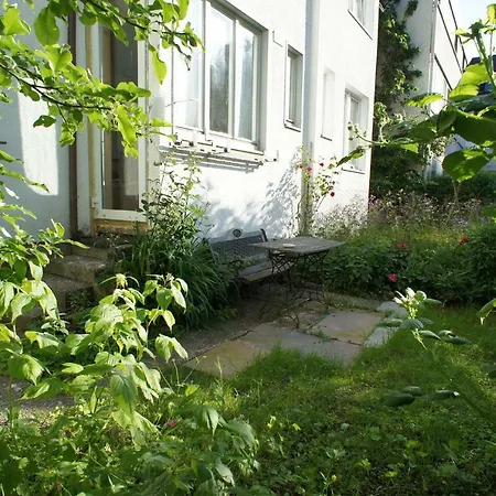 Rosenwohnung *